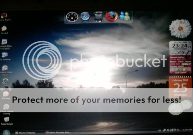 http://i530.photobucket.com/albums/dd345/Angeeelll/P250209_2323-1.jpg