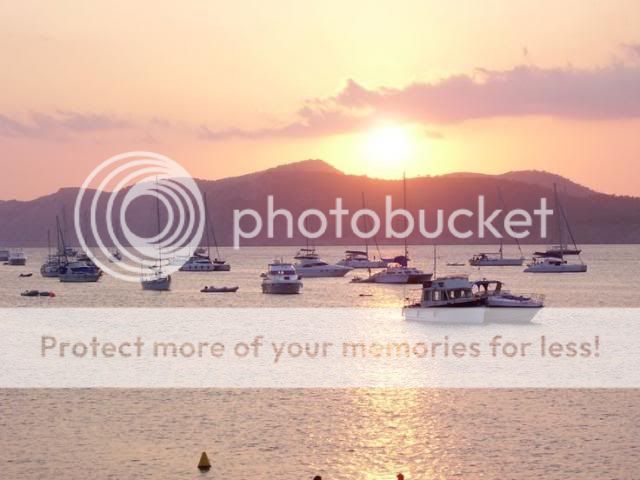 photo ce8708a3756a1e8dd17941b2f580d0ce-2.jpg